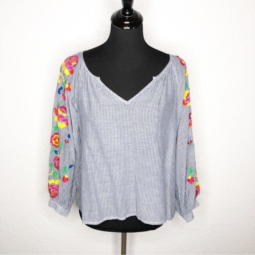 Anthropologie Floreat blue white striped embroidered floral tassel top size XS
